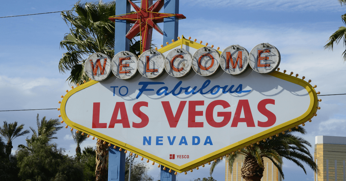 全球博彩业风云：拉斯维加斯奇观、美加市场变局与英国巨头困境