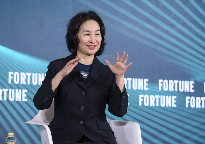 何超琼清仓美高梅国际股份,套现1.4亿美元引爆市场猜测 何超琼清仓美高梅国际股份,套现1.4亿美元引爆市场猜测