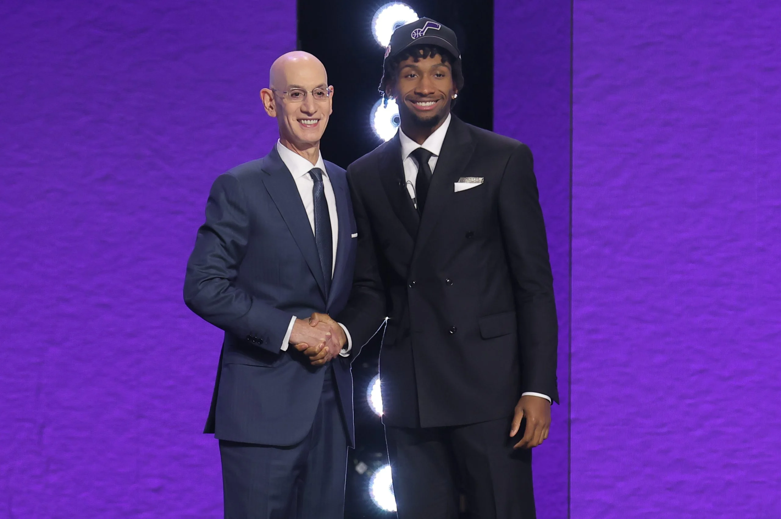NBA夏季联赛:爵士VS马刺,核心缺阵下的深度分析与投注策略 NBA夏季联赛:爵士VS马刺,核心缺阵下的深度分析与投注策略