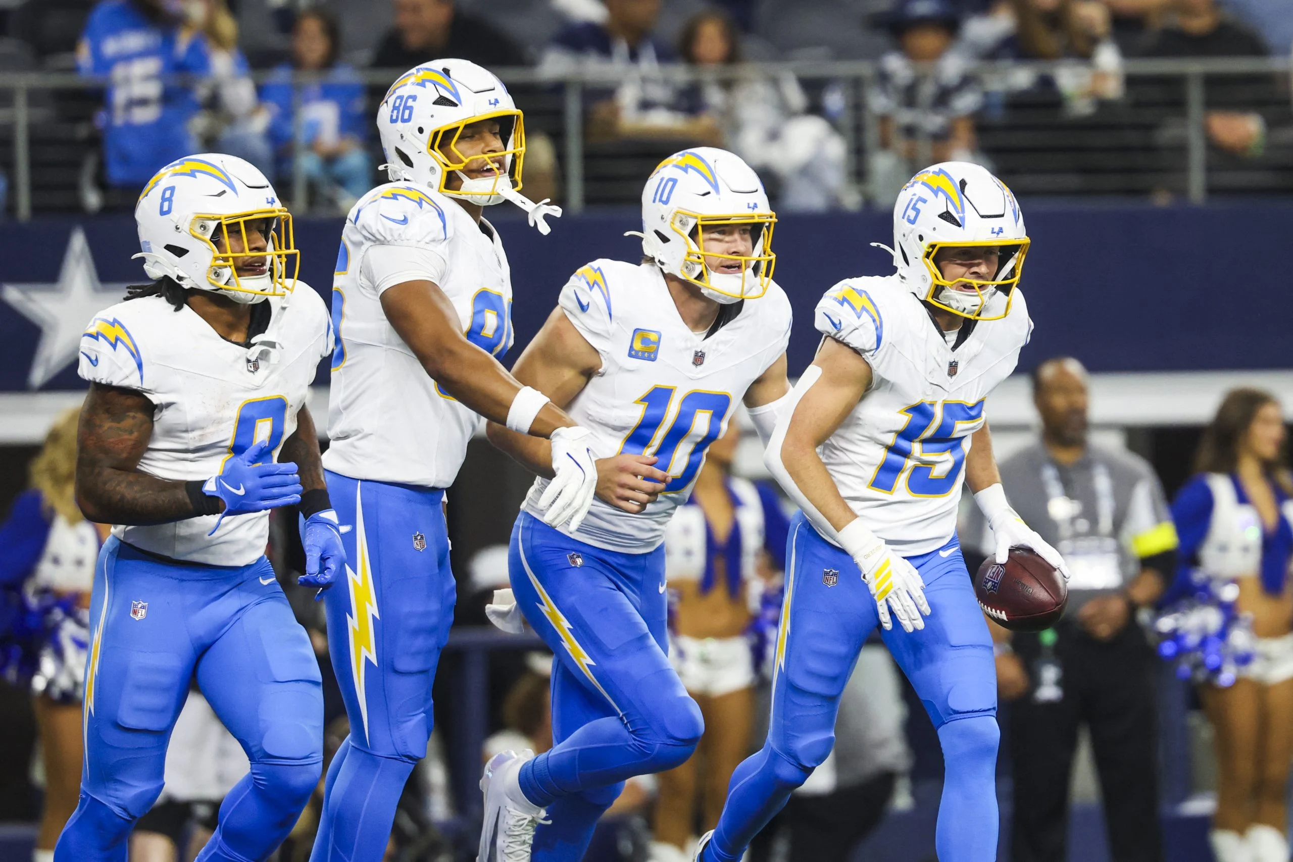 闪电vs红雀:NFL焦点战球员数据深度剖析与投注策略 闪电vs红雀:NFL焦点战球员数据深度剖析与投注策略
