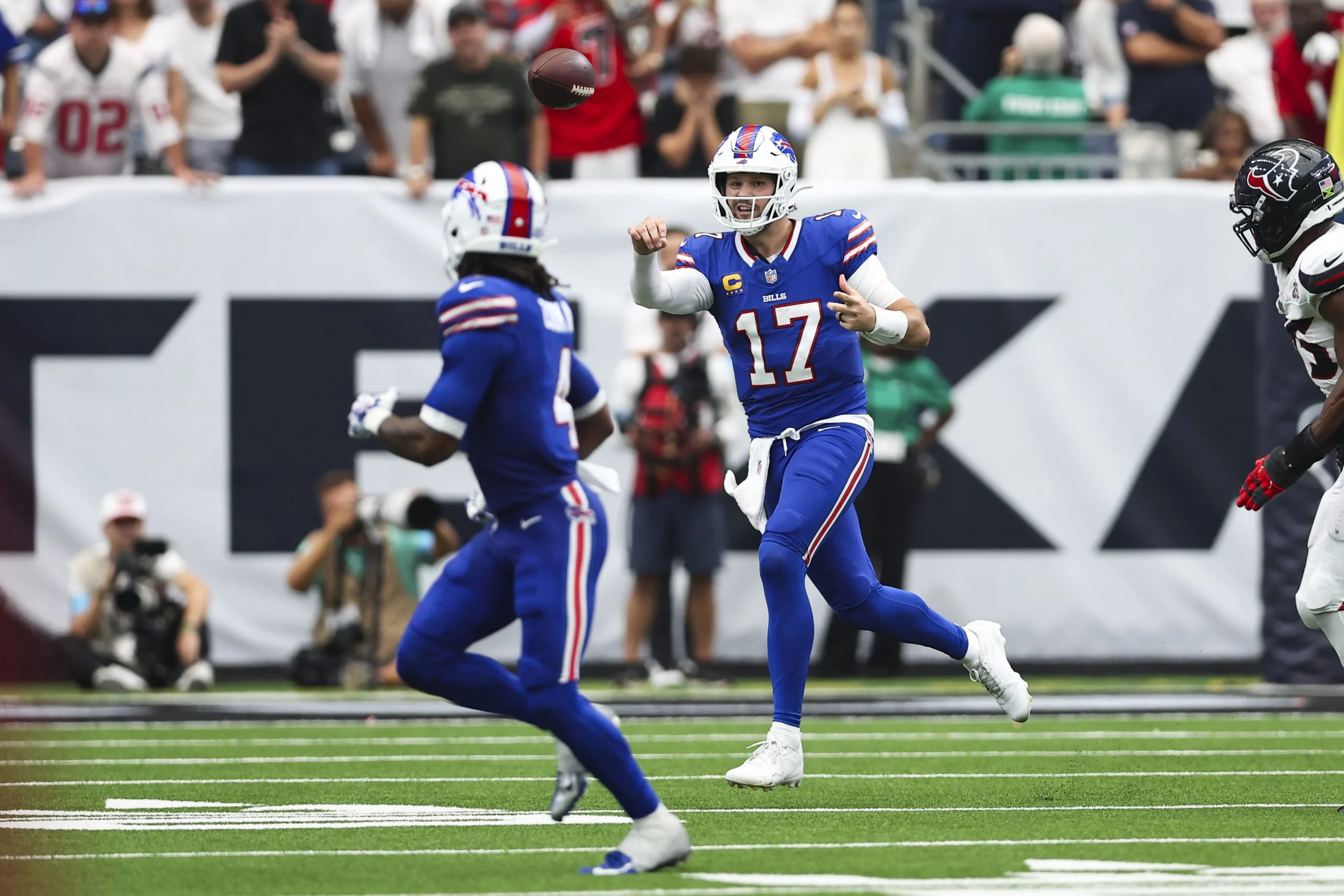 NFL第二周球员道具盘口深度解析:阿伦、亨利、威廉姆斯强势来袭 NFL第二周球员道具盘口深度解析:阿伦、亨利、威廉姆斯强势来袭