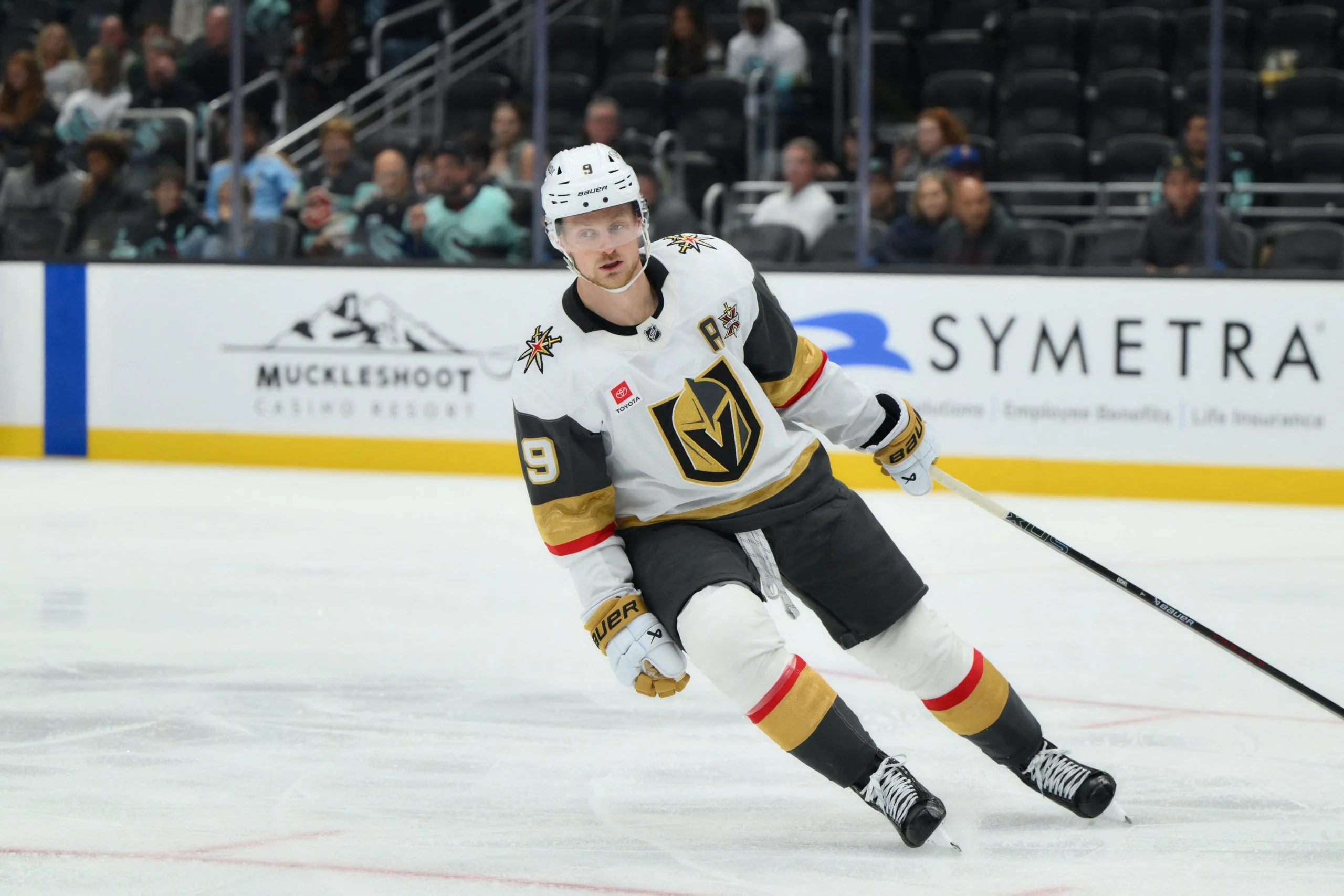 NHL深度分析:枫叶客战金骑士,拉斯维加斯主场优势能否延续? NHL深度分析:枫叶客战金骑士,拉斯维加斯主场优势能否延续?