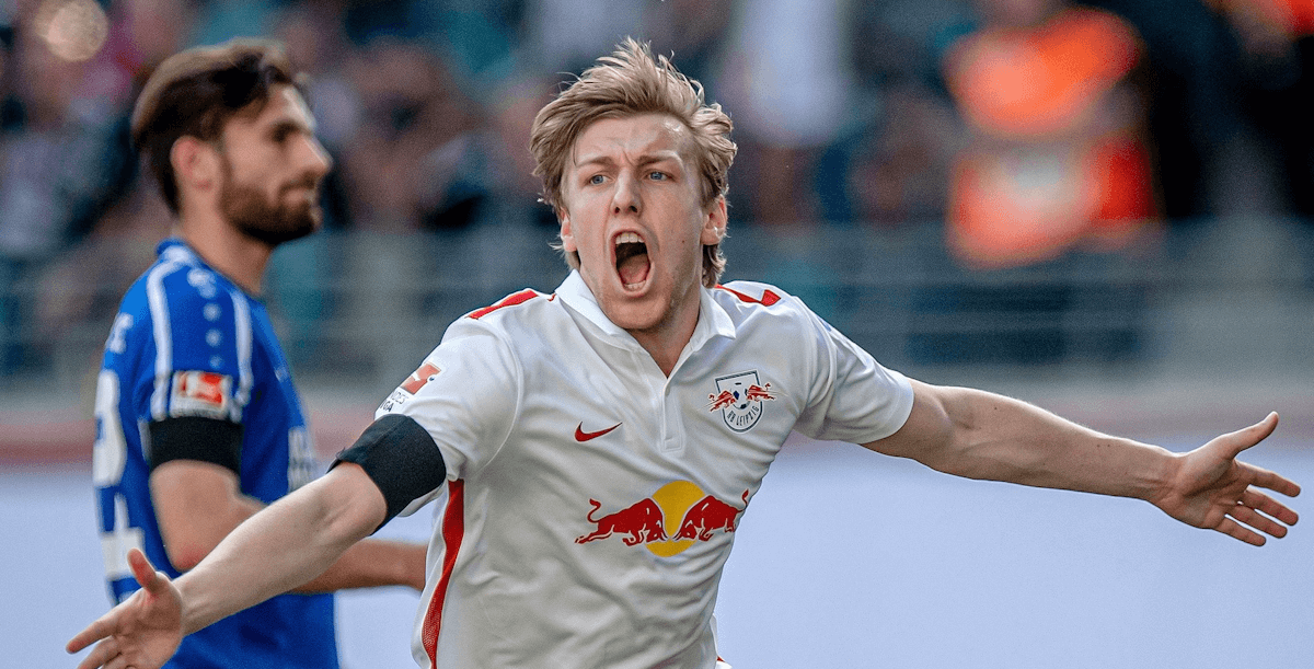 圣保利VS莱比锡：保级大战遭遇欧冠劲旅，谁能笑到最后？