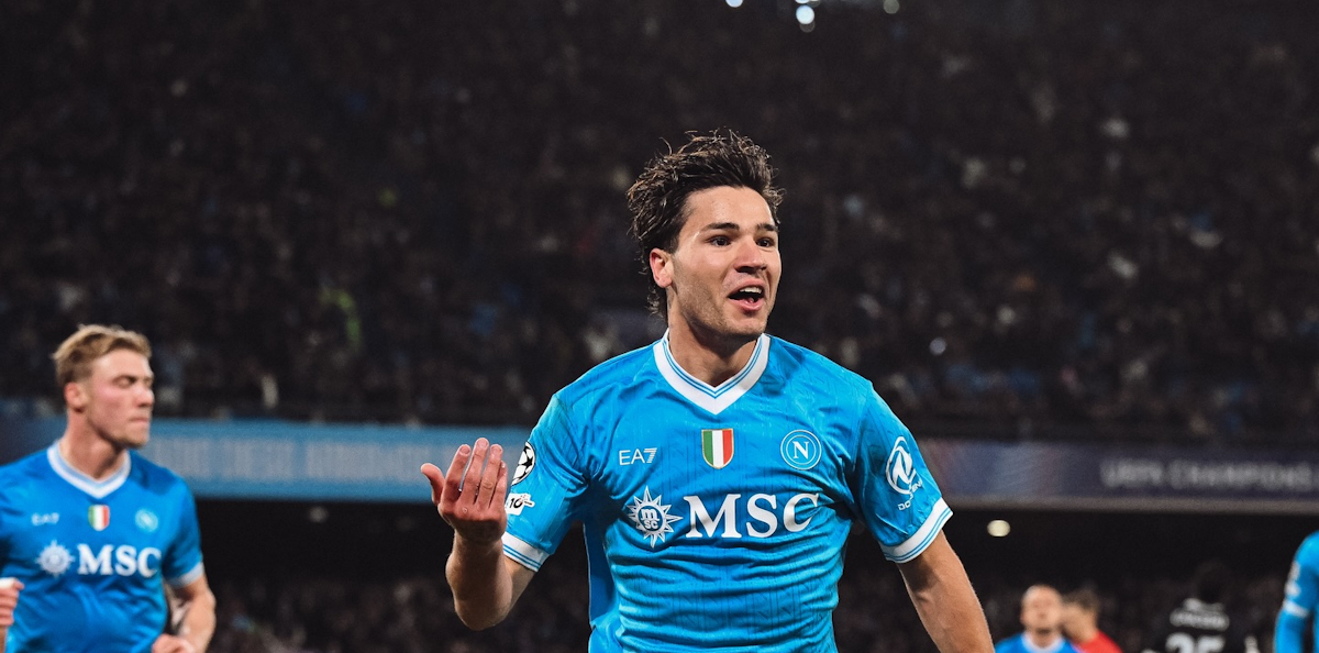 那不勒斯vs佛罗伦萨：意甲焦点战，孔蒂能否率队稳固欧冠席位？