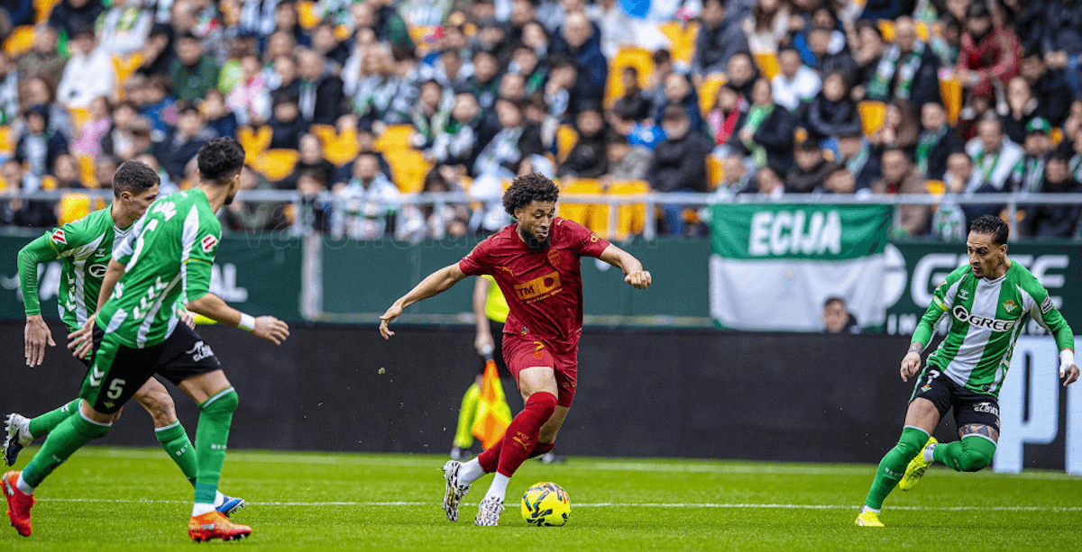 国王杯四分之一决赛：瓦伦西亚vs毕尔巴鄂竞技，谁能问鼎半决赛？