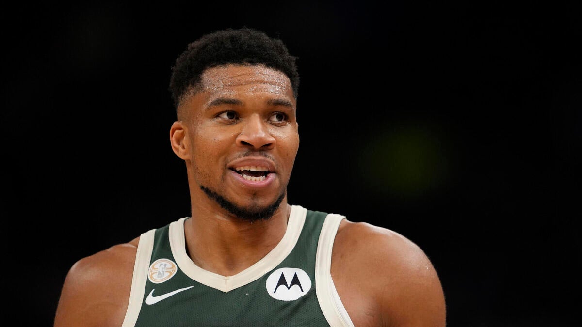 字母哥留队雄鹿：交易截止日惊魂，未来走向扑朔迷离