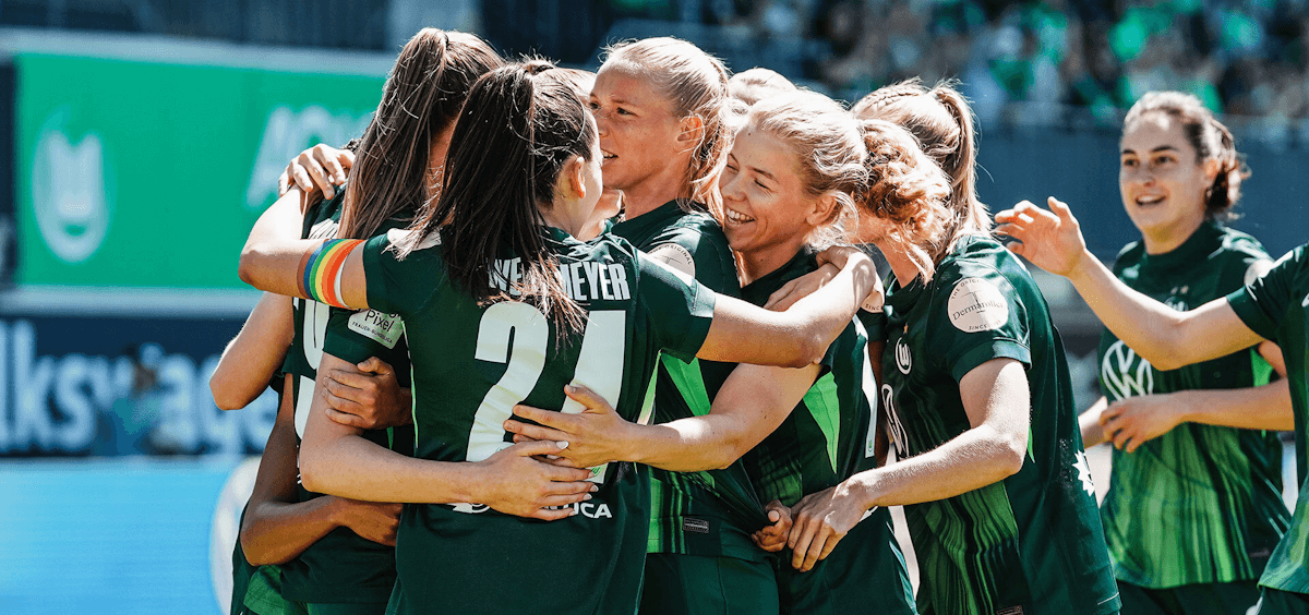 女足欧冠淘汰赛：狼堡主场迎战尤文，谁能笑到最后？