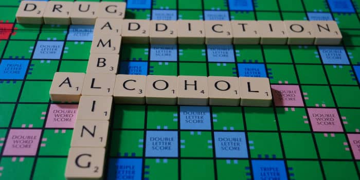 前警长赌博成瘾挪用公款：数百万流水背后是深渊