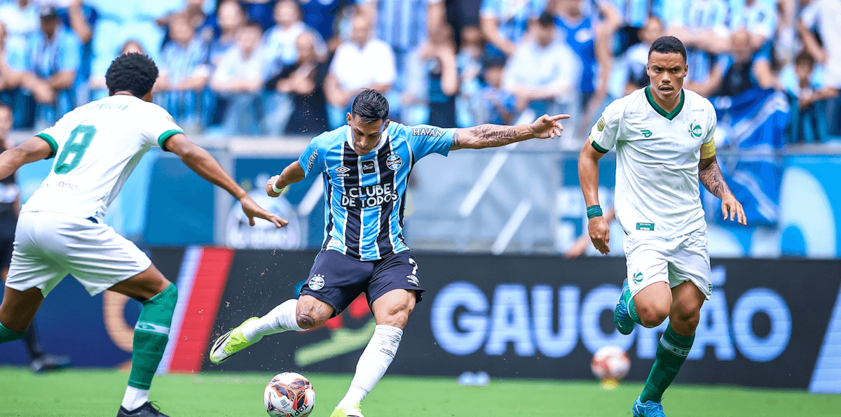 巴甲焦点战：格雷米奥vs米内罗竞技，锋线对决谁主沉浮？