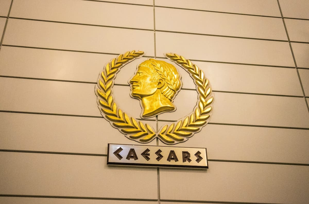 凯撒娱乐并购战：50亿美元市值背后隐藏的300亿债务迷局