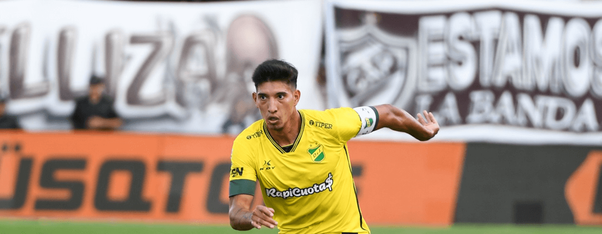 阿甲前瞻：防卫者vs拉努斯，不败金身能否打破平局魔咒？