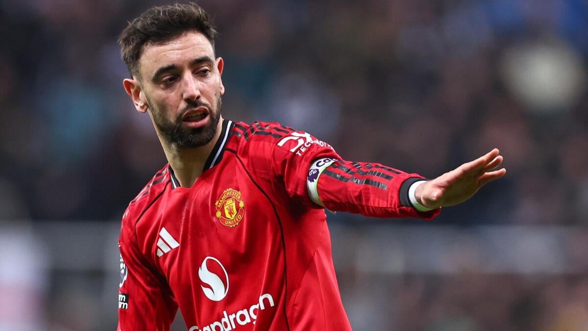 曼联激战维拉：争四关键一役，卡里克面临终极考验