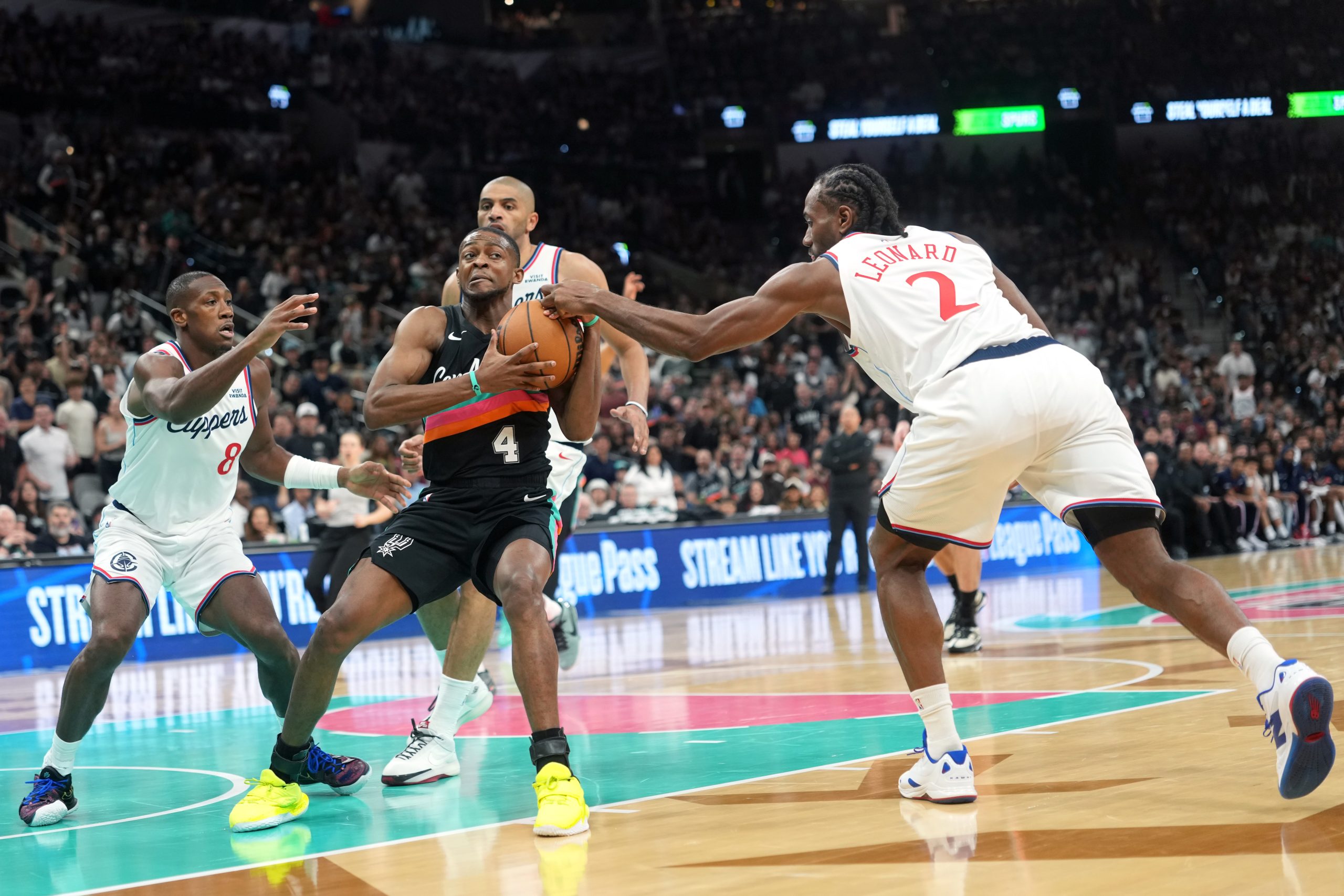 马刺快船大战：伤病潮下，谁是西部真命天子？