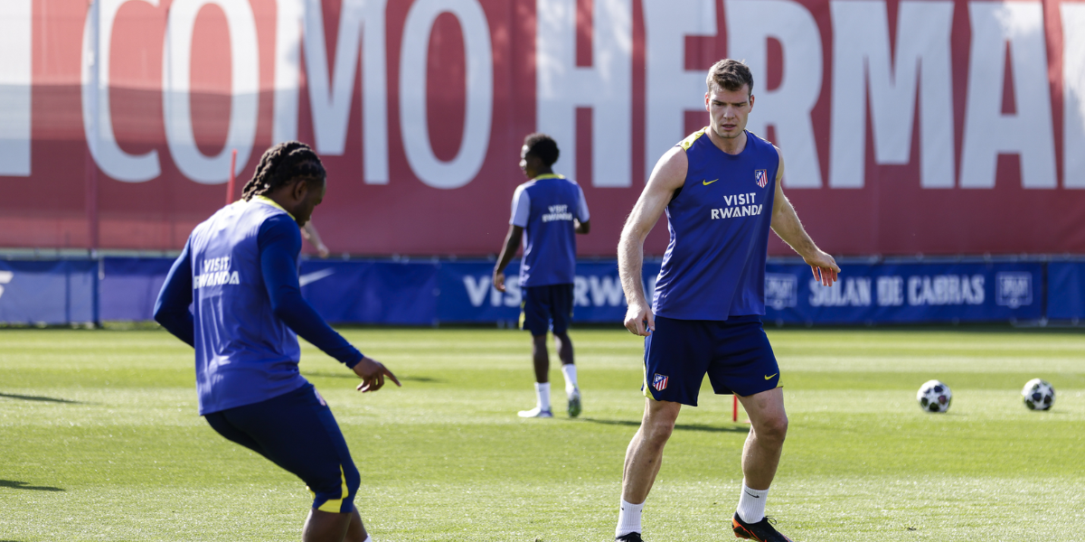 欧冠焦点战:巴萨vs马竞首回合前瞻与观赛全攻略 欧冠焦点战:巴萨vs马竞首回合前瞻与观赛全攻略