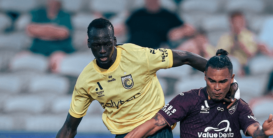 澳超焦点战：布里斯班怒吼 vs 奥克兰FC，榜首争夺与战术对决