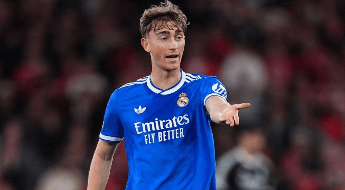 皇马新星胡伊森陷种族歧视风波:微博道歉难平众怒? 皇马新星胡伊森陷种族歧视风波:微博道歉难平众怒?