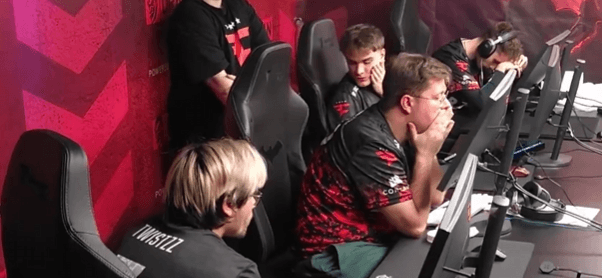 FaZe Major梦碎：16届连庄纪录终结，王朝陨落？