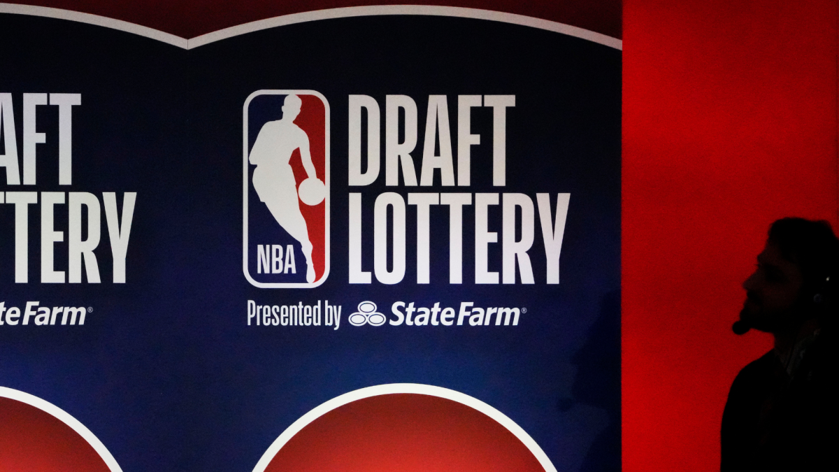 2026年NBA选秀抽签大会前瞻:状元归属悬念迭起,黑马频出? 2026年NBA选秀抽签大会前瞻:状元归属悬念迭起,黑马频出?