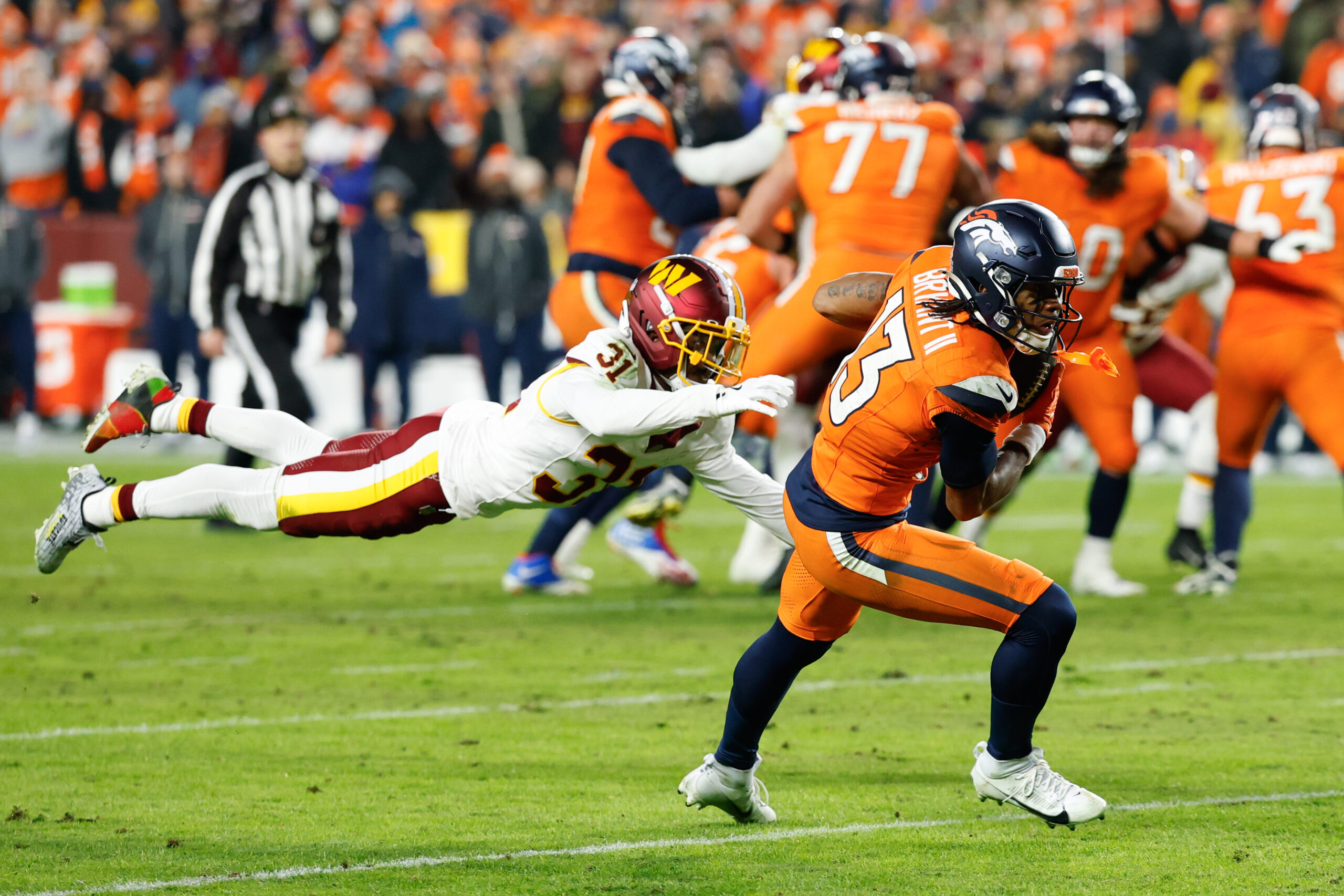 NFL季后赛深度解析：四大核心趋势助你精准投注