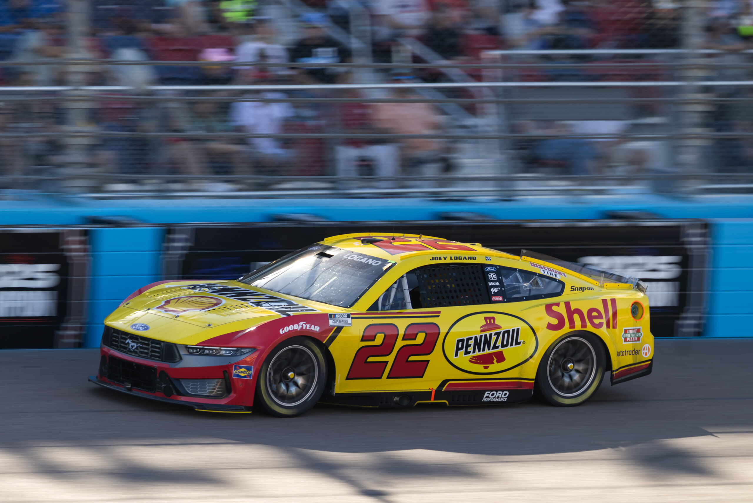 纳斯卡CookOut Clash：疯狂赛道，天气搅局，投注指南全解析