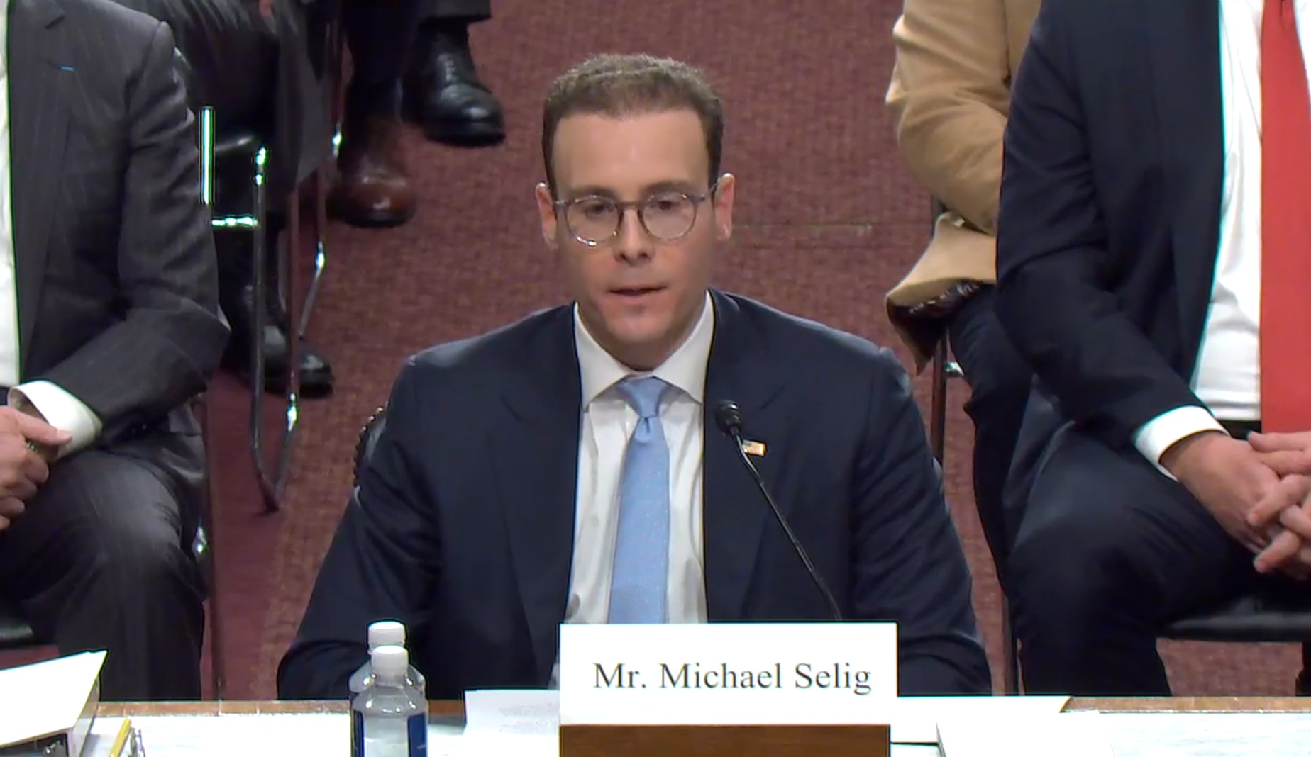 美国参议员施压CFTC主席：预测市场禁令风波再起