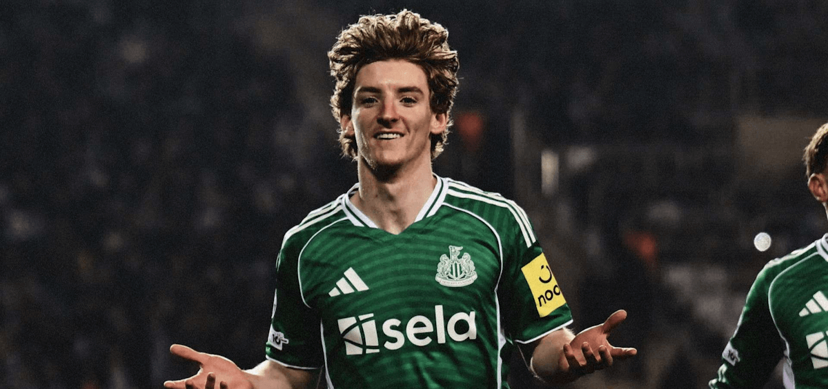 戈登欧冠大四喜引争议，纽卡斯尔周末硬仗客战曼城