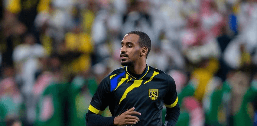 沙特联赛：塔亚文迎战豪门利雅得新月，冠军之路能否延续？