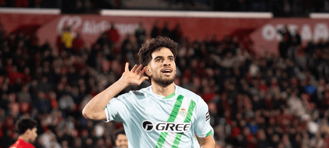 西甲安达卢西亚德比：皇家贝蒂斯 vs 塞维利亚前瞻与深度分析