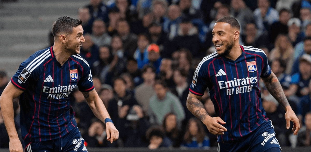 法国杯四分之一决赛:里昂对阵朗斯,谁能笑到最后? 法国杯四分之一决赛:里昂对阵朗斯,谁能笑到最后?