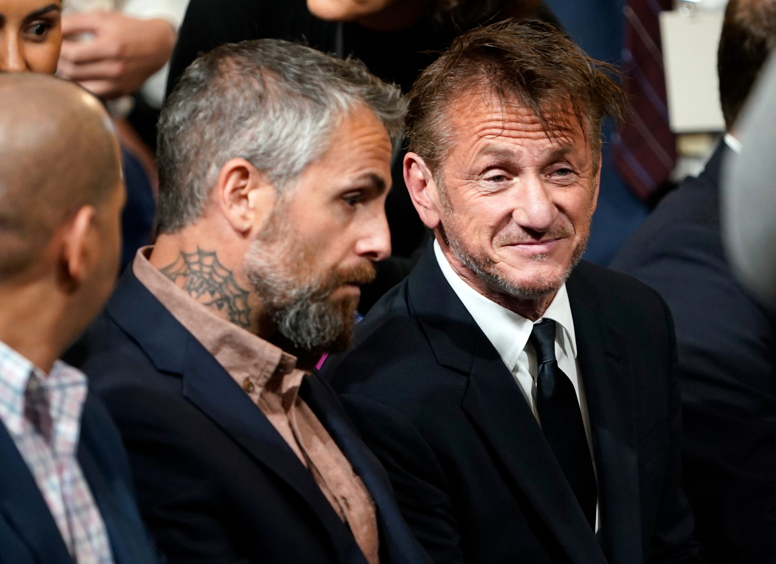 奥斯卡最佳男配角预测：肖恩·潘一骑绝尘，赔率揭示玄机