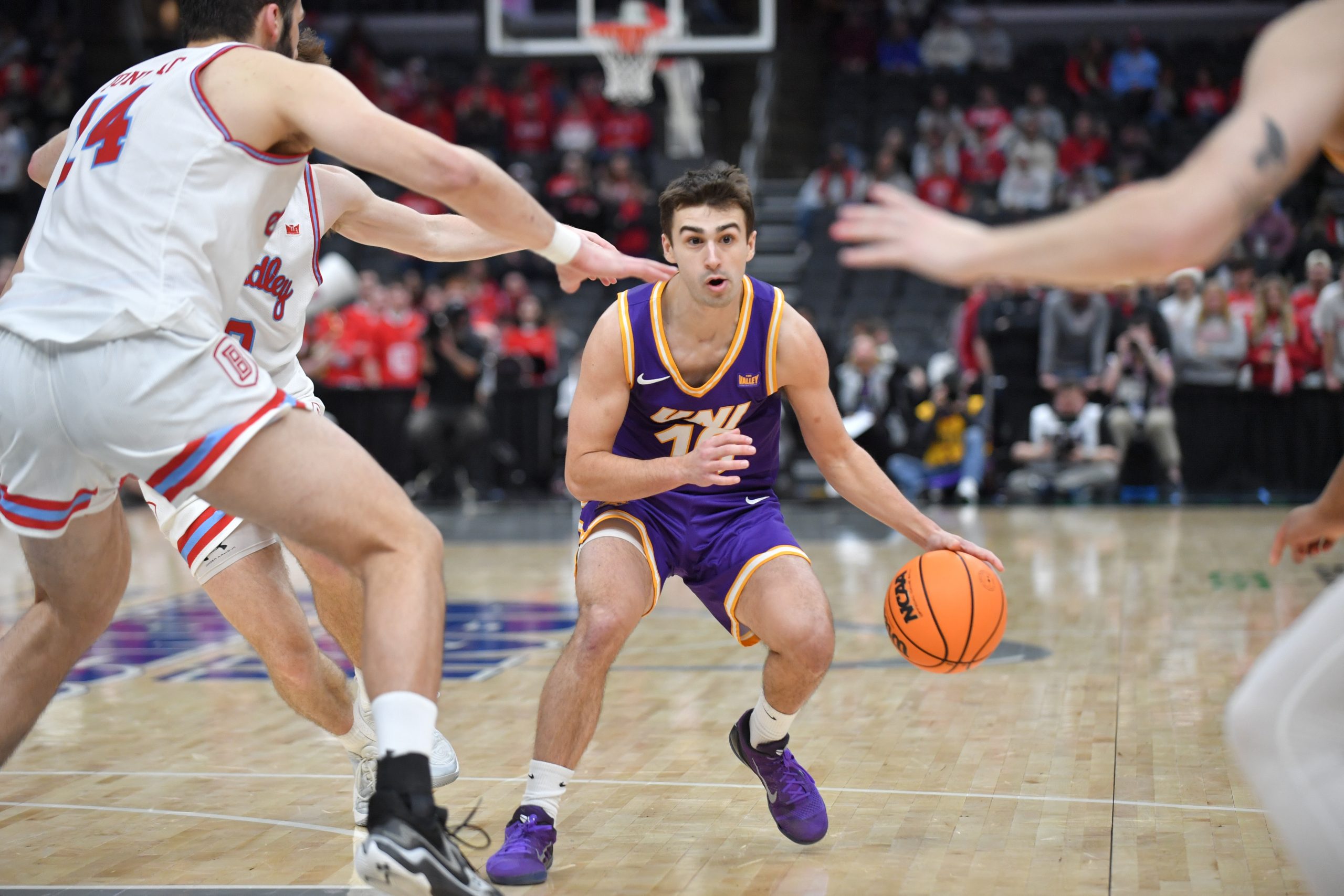 MVC决赛:北爱荷华 vs 伊利诺伊芝加哥,NCAA门票争夺战深度分析 MVC决赛:北爱荷华 vs 伊利诺伊芝加哥,NCAA门票争夺战深度分析