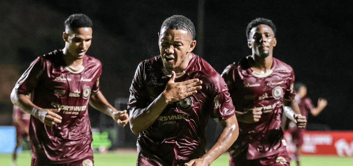 巴西杯前瞻：雅库伊彭塞硬撼诺沃里松蒂诺，实力与韧性的对决