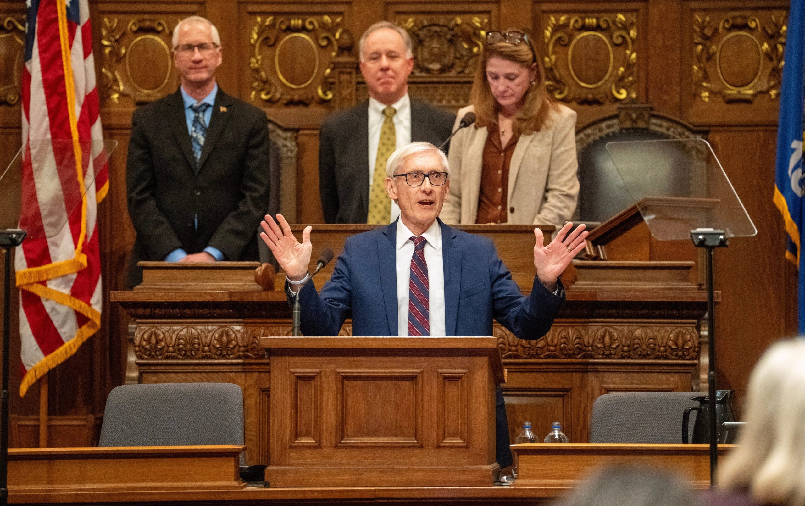 威斯康星州在线体育博彩法案：州长Evers待定，部落谈判成关键