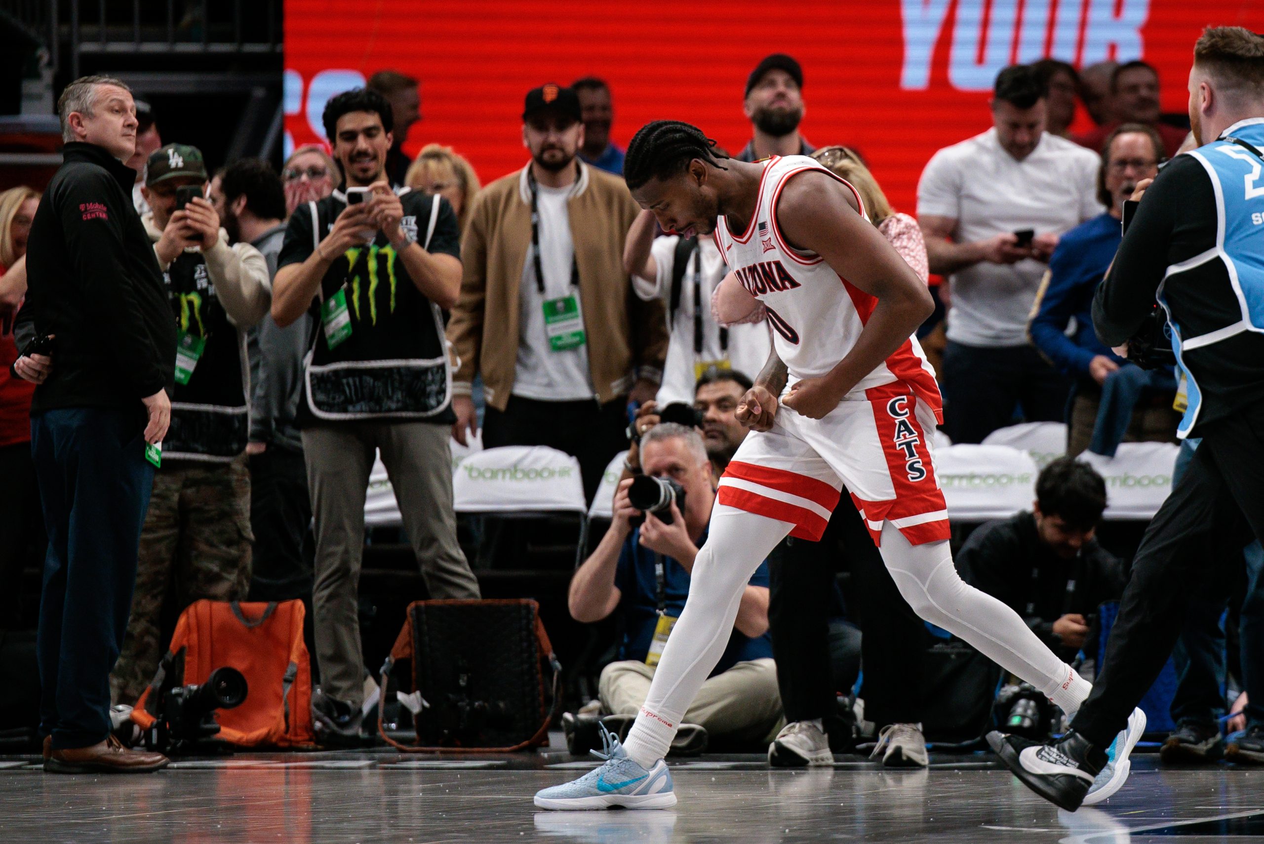 NCAA疯狂三月：亚利桑那 vs LIU，西区首轮对决深度分析