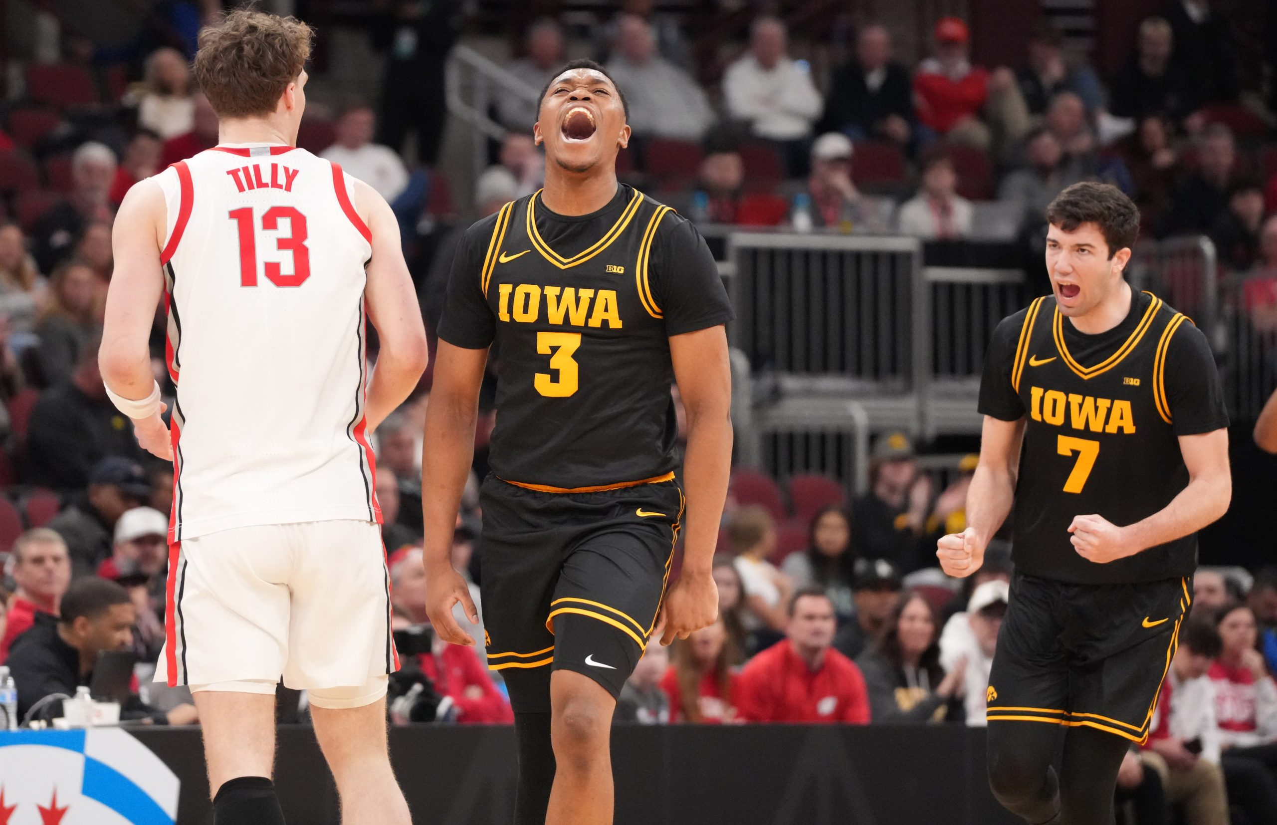 NCAA疯狂三月：爱荷华vs克莱姆森深度分析与投注策略