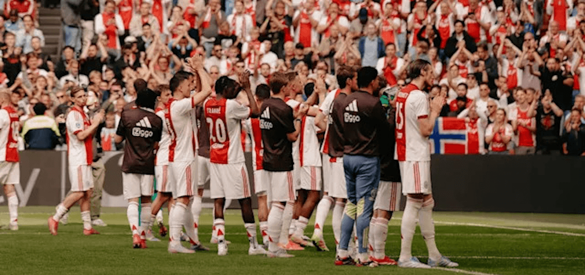 荷甲德比：费耶诺德VS阿贾克斯，新帅对决谁主沉浮？