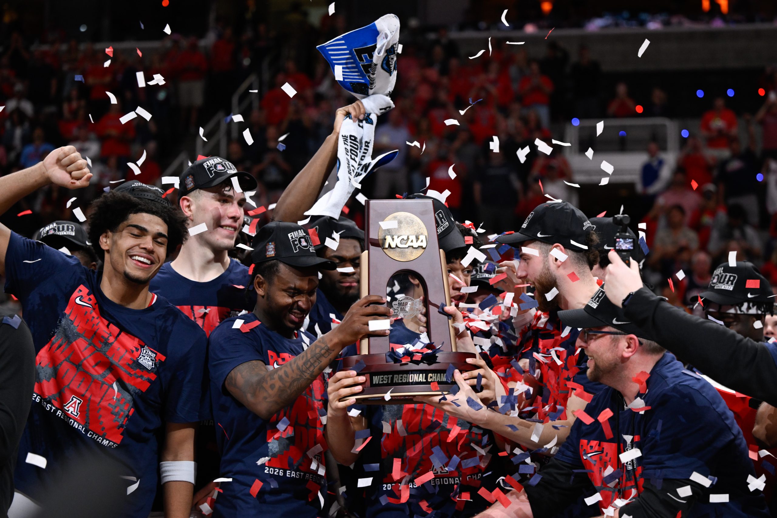 NCAA疯狂三月半决赛:密歇根 vs 亚利桑那深度分析与投注指南 NCAA疯狂三月半决赛:密歇根 vs 亚利桑那深度分析与投注指南