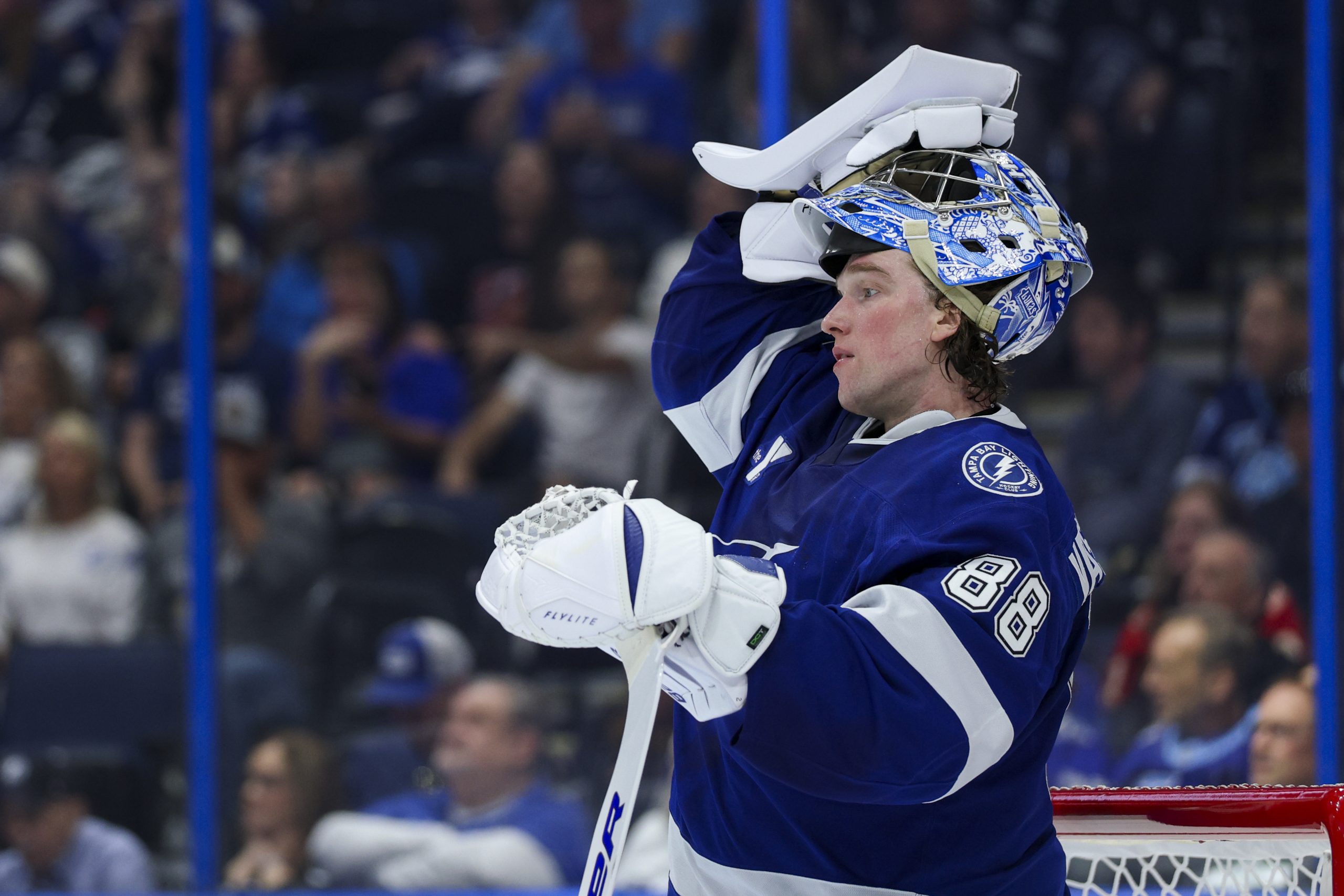 NHL季后赛G1：闪电VS加拿大人，深度投注分析与精选推荐