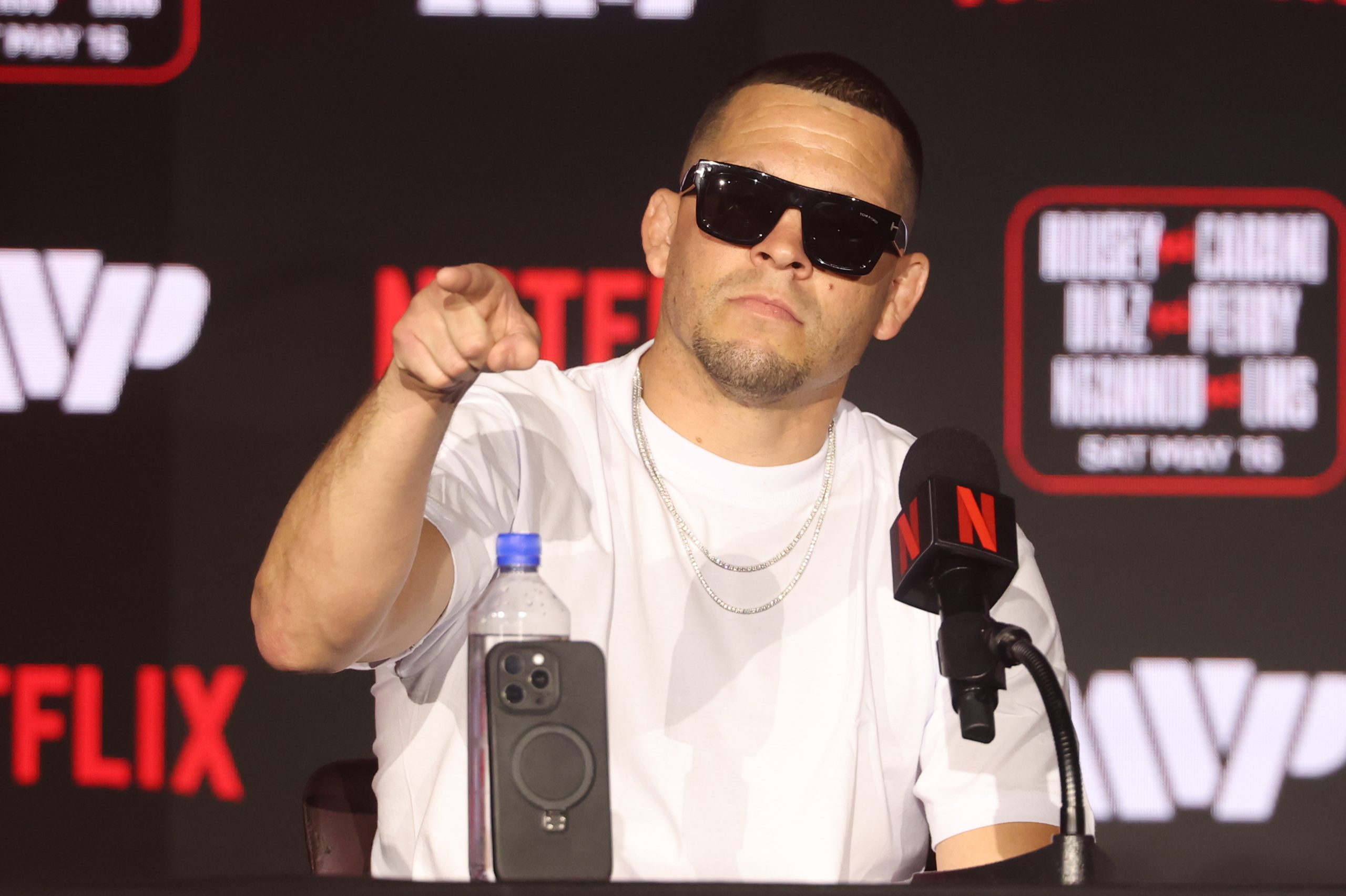 迪亚兹 vs 佩里：MVP MMA 1联合主赛深度分析与投注指南