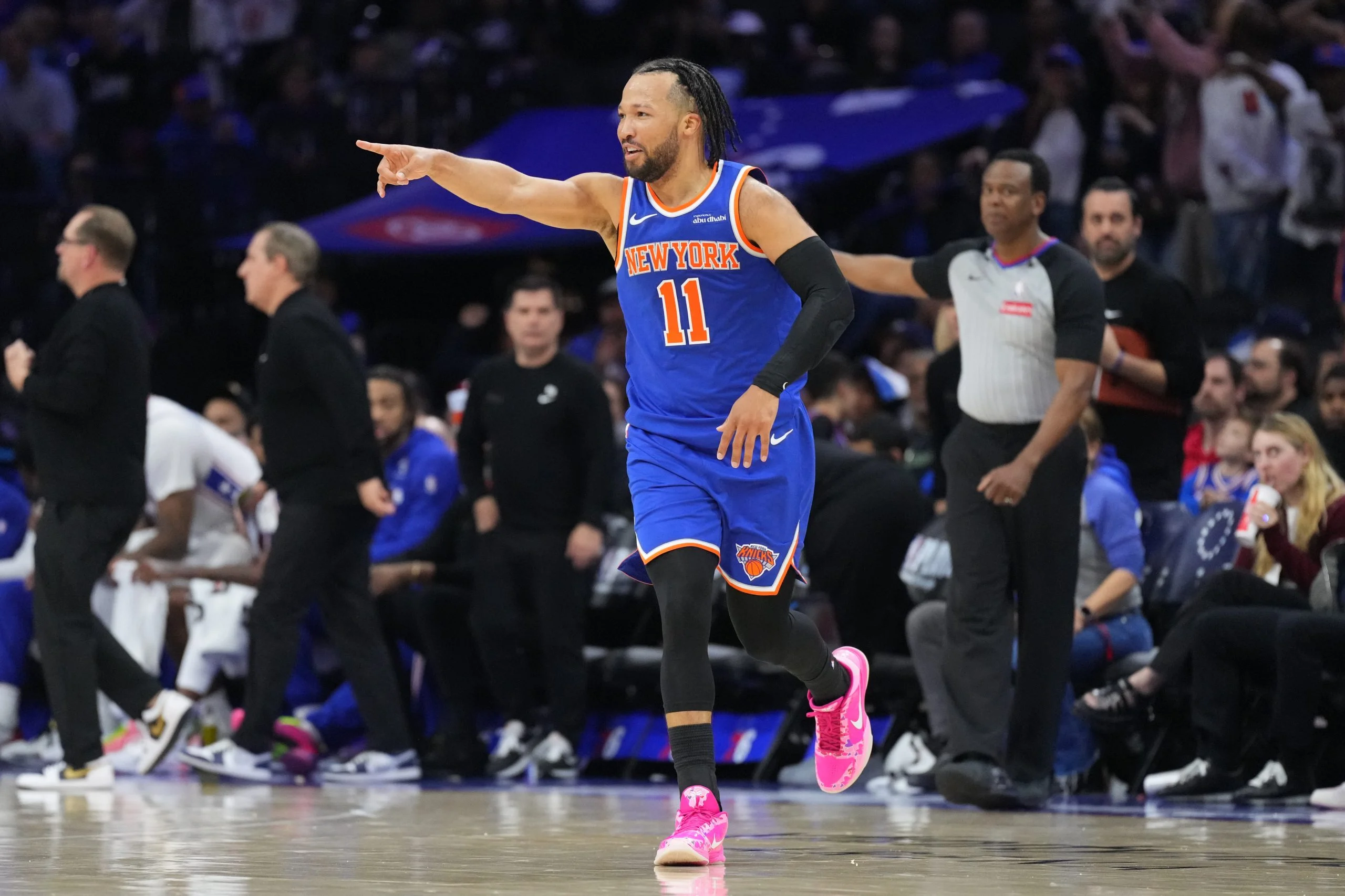 NBA东决G1前瞻：骑士尼克斯巅峰对决，布伦森与阿伦数据深度解析