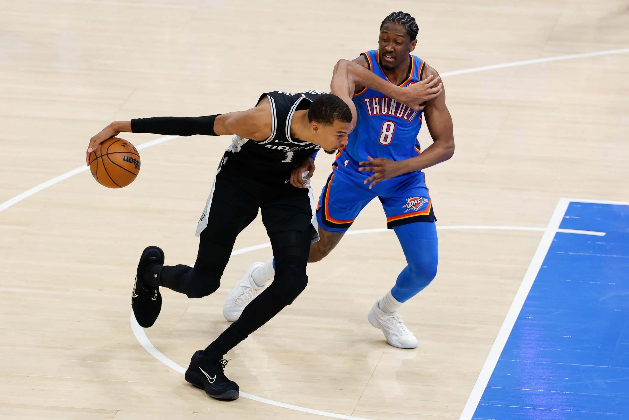 NBA西部决赛G2：雷霆能否主场复仇？马刺+6.5盘口深度剖析