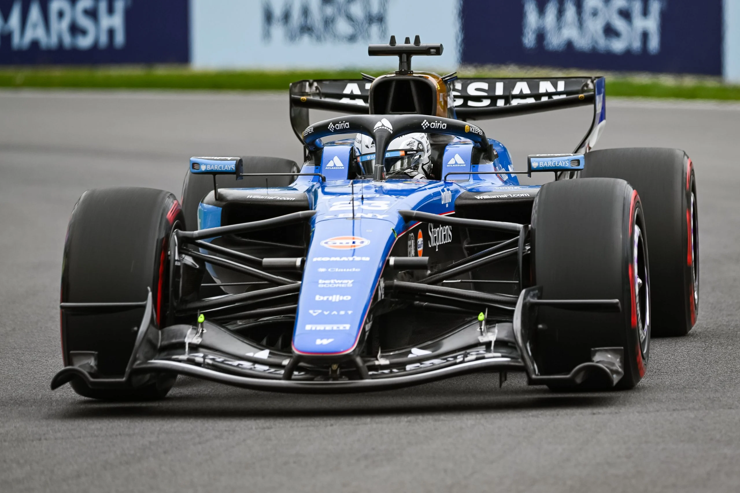 加拿大F1大奖赛前瞻：梅赛德斯内战，拉塞尔能否卫冕？
