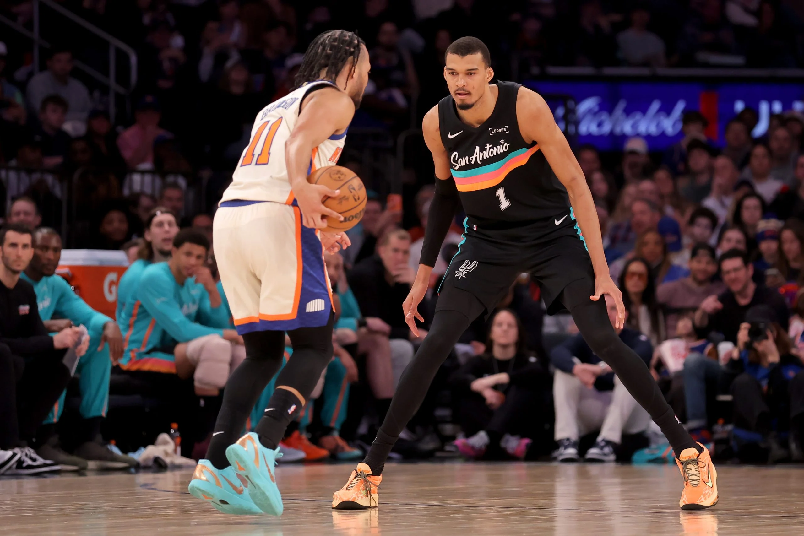 2026 NBA总决赛前瞻:马刺尼克斯赔率分析与宿命对决 2026 NBA总决赛前瞻:马刺尼克斯赔率分析与宿命对决