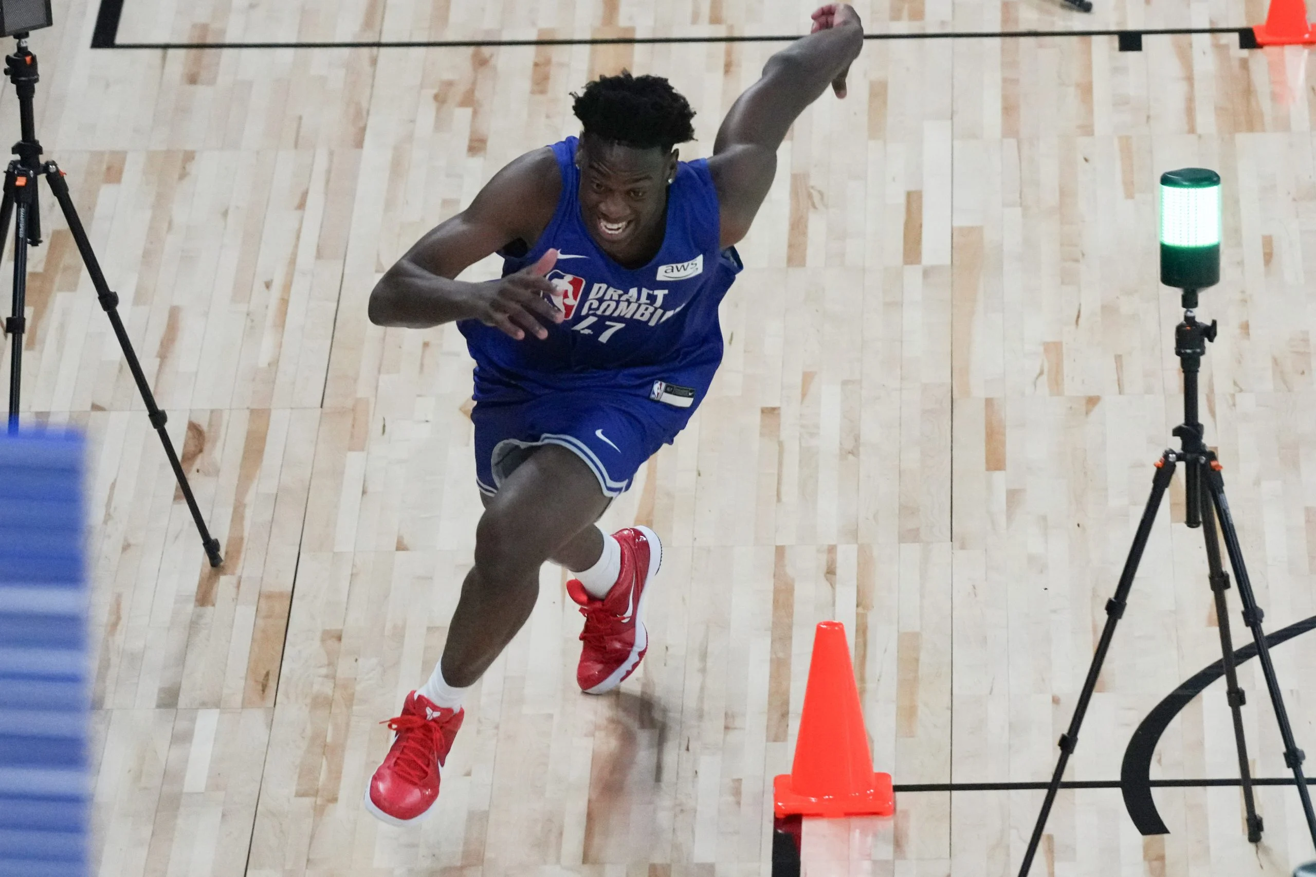 紧盯NBA选秀夜：AJ Dybantsa状元悬念与奇才历史首轮秀回顾