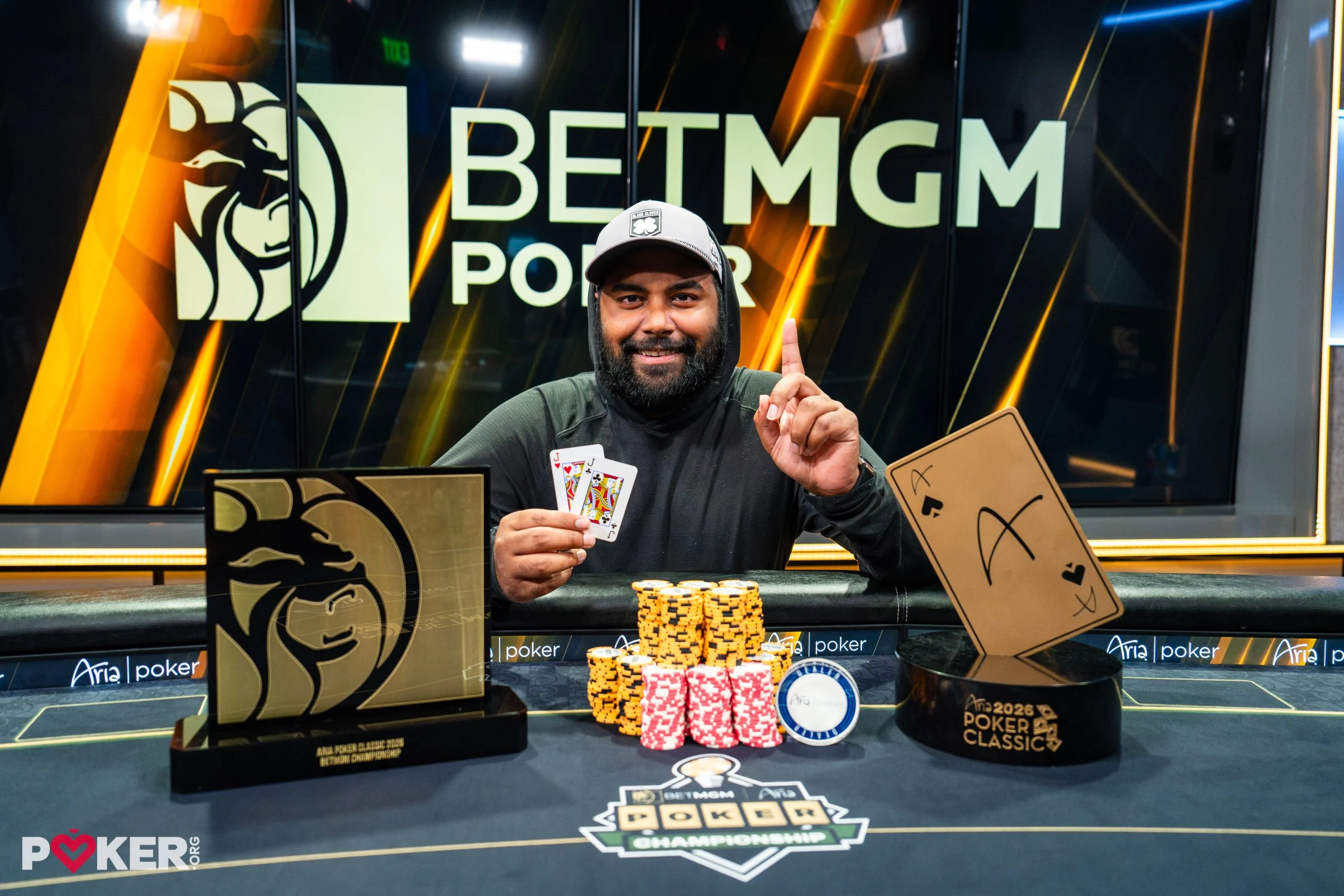 扑克界震动!BetMGM冠军诞生,WSOP主赛事奖池破8500万 扑克界震动!BetMGM冠军诞生,WSOP主赛事奖池破8500万