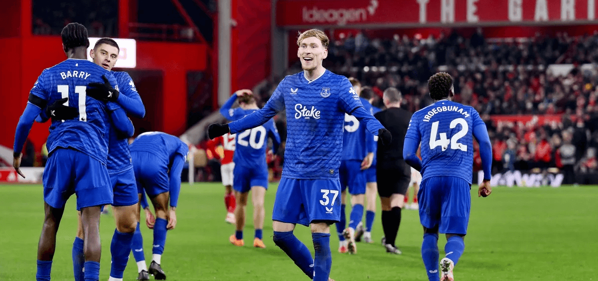 埃弗顿vs布伦特福德：英超中游激战，谁能抢占先机？