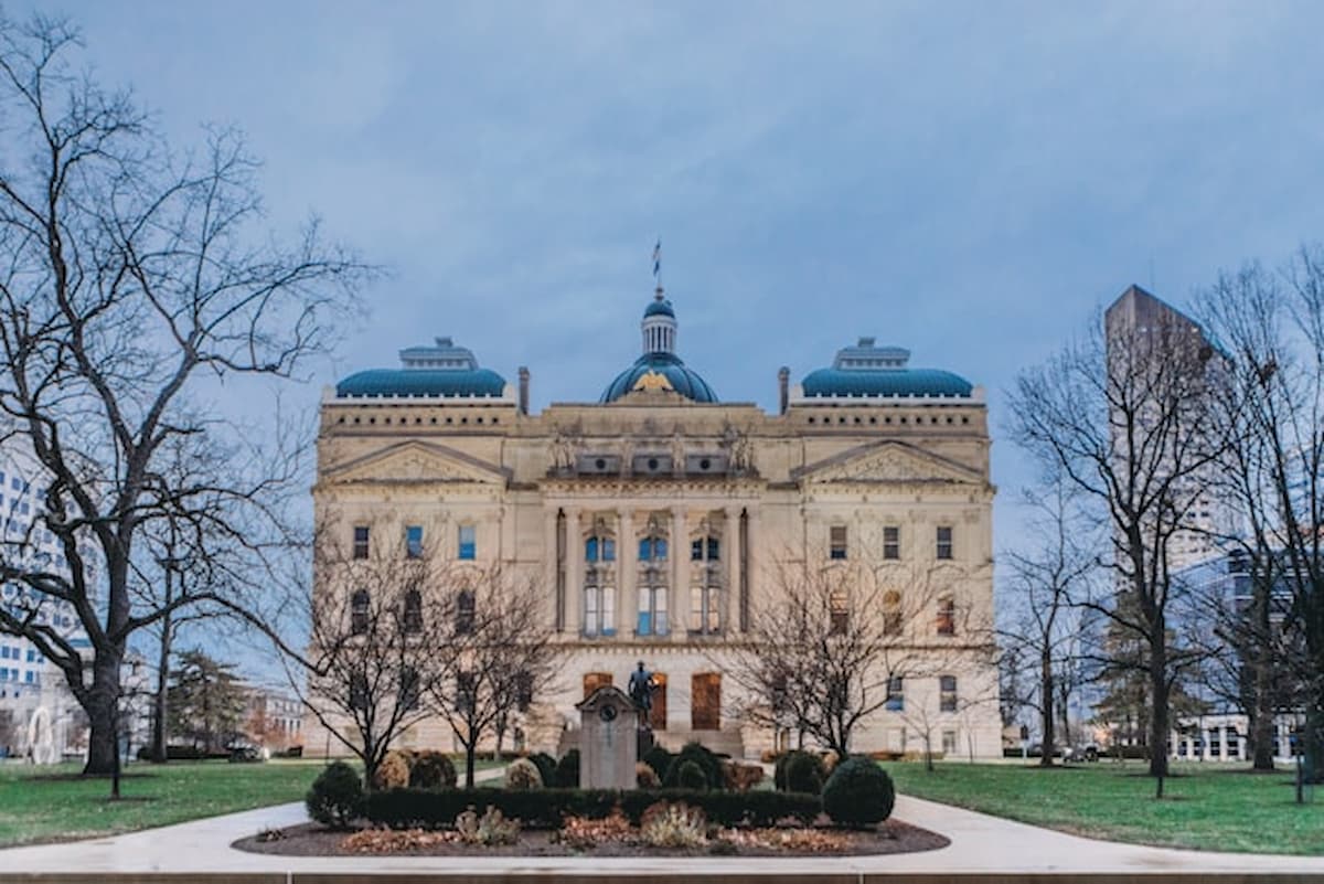 印第安纳州激辩扫码赌场：全面禁绝还是引入博彩监管？