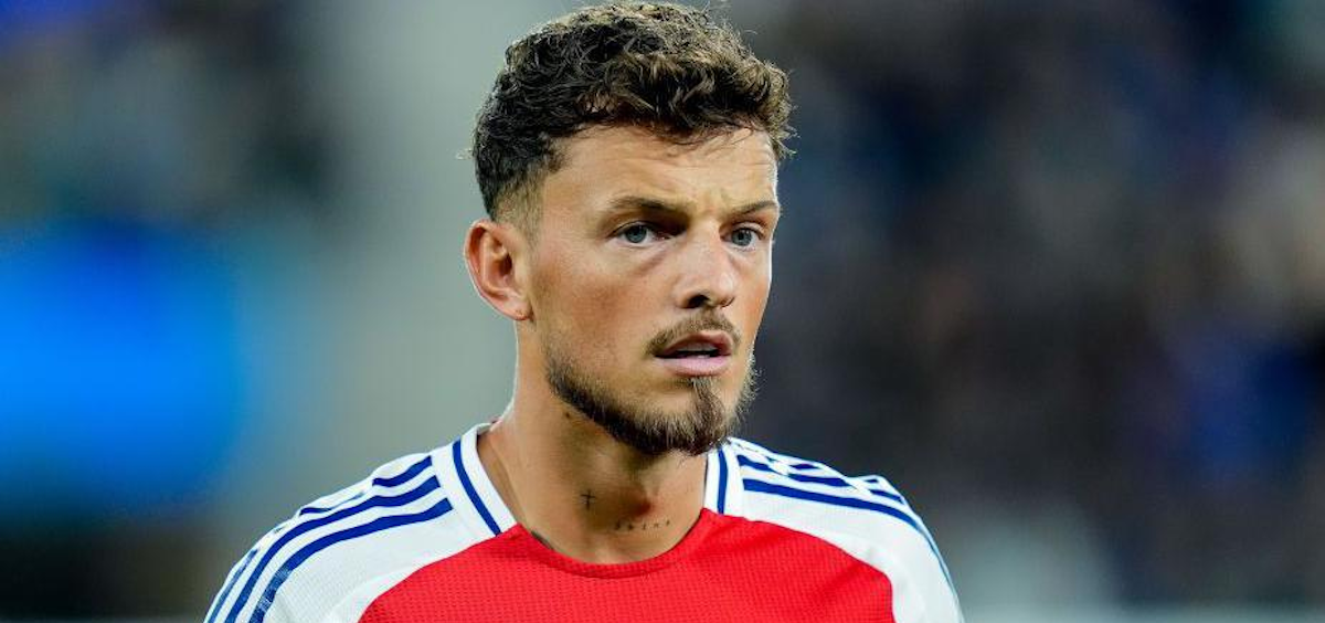 冬窗速递：英超豪门引援风向标与欧洲足坛最新动态