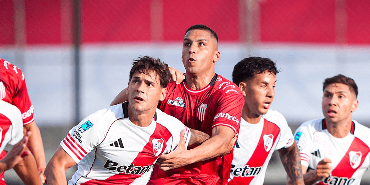 阿甲前瞻：阿尔多西维 vs 巴拉卡斯中央，揭幕战谁能抢占先机？