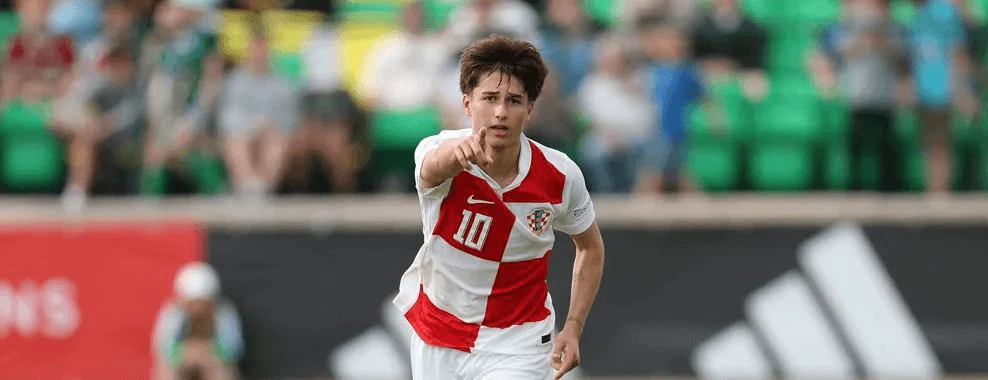 U19欧锦赛半决赛：西班牙U19 vs 克罗地亚U19——王者之师能否延续不败神话？